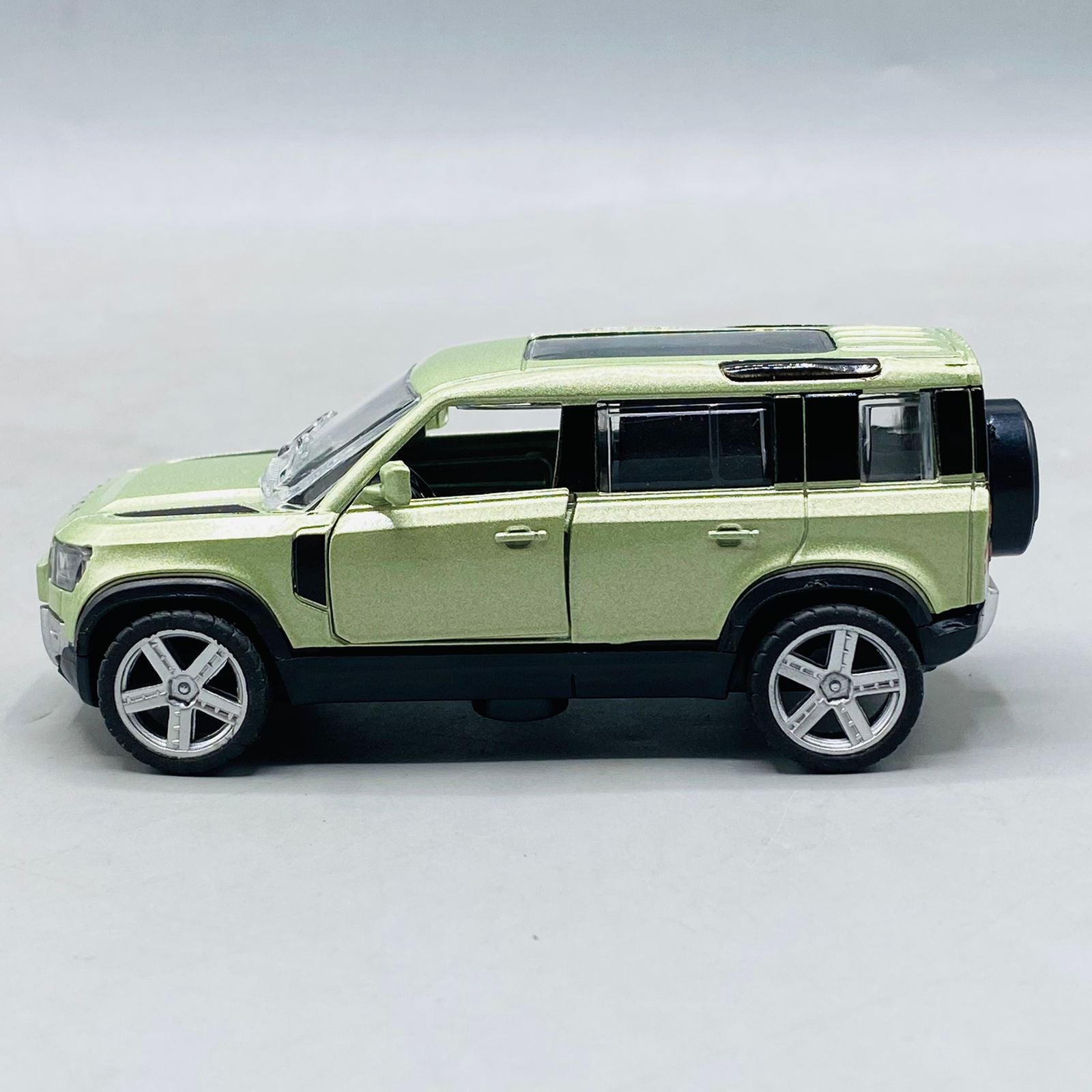 1.38 Scale Solar Power diecast Car